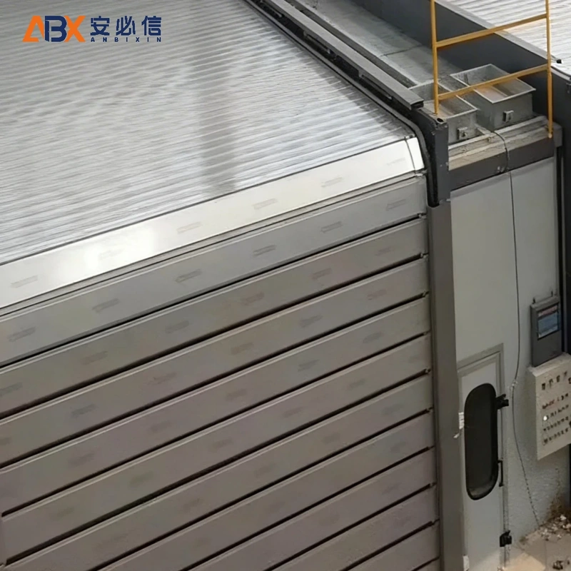 可克达拉厂房高速门